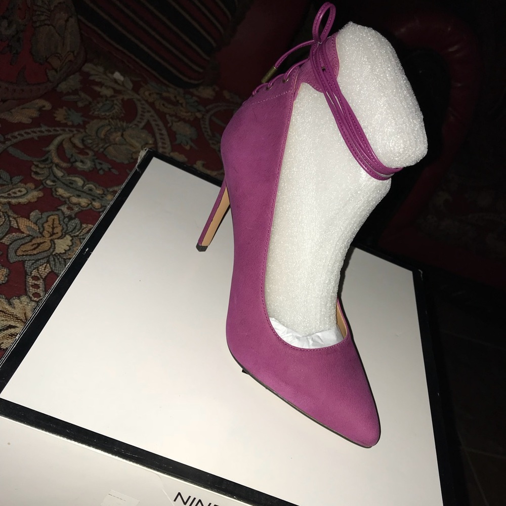 Nine West heel